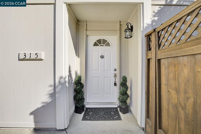 315 Garden Creek Pl, Danville, CA 94526