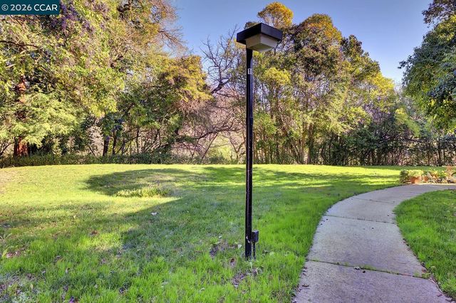 315 Garden Creek Pl, Danville, CA 94526