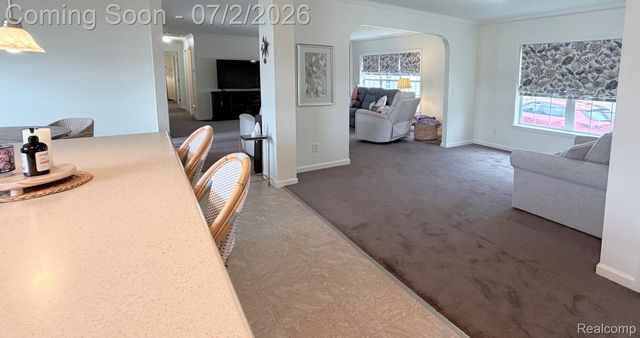 29703 Vinewood Lane, Gibraltar, MI 48173
