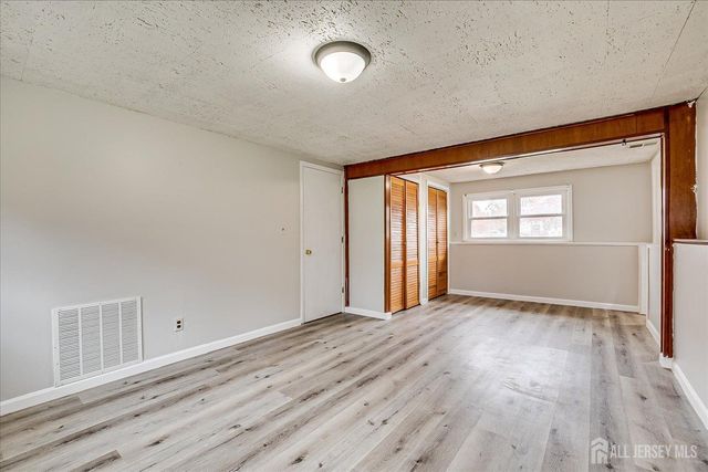 45 Mitchell Avenue, Piscataway, NJ 08854