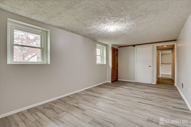 45 Mitchell Avenue, Piscataway, NJ 08854