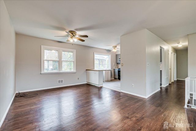 45 Mitchell Avenue, Piscataway, NJ 08854