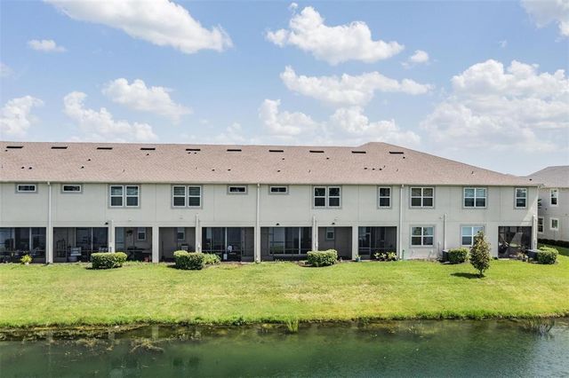 19385 BLUE POND DRIVE, Lutz, FL 33558