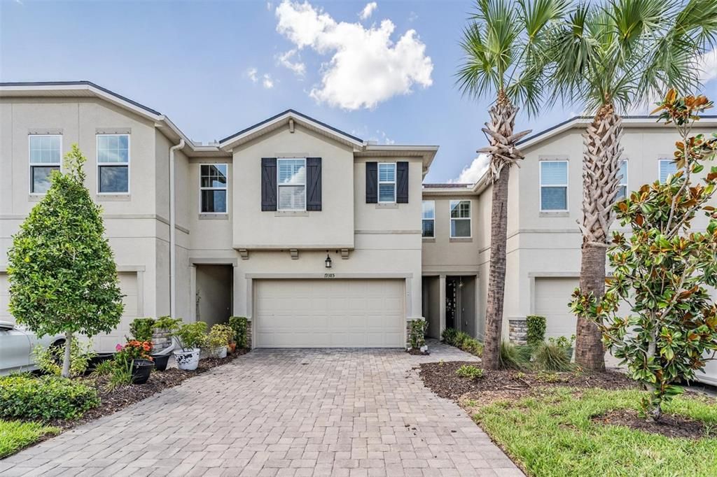 19385 BLUE POND DRIVE, Lutz, FL 33558