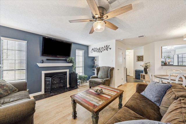 16819 Holly Trail Drive, Houston, TX 77058