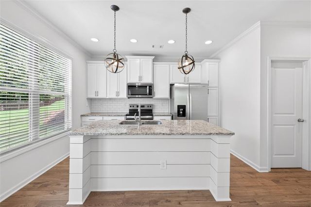 5544 Shallow Branch Drive, Flowery Branch, GA 30542