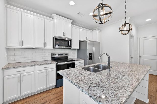 5544 Shallow Branch Drive, Flowery Branch, GA 30542