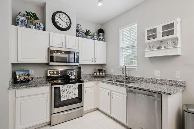 13019 LANGSTAFF DRIVE, Windermere, FL 34786