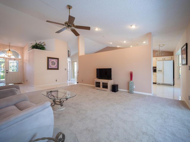 12668 White Coral Drive, Wellington, FL 33414