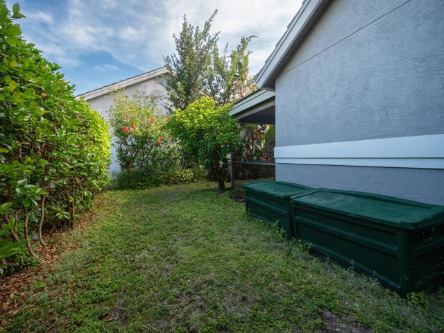 12668 White Coral Drive, Wellington, FL 33414