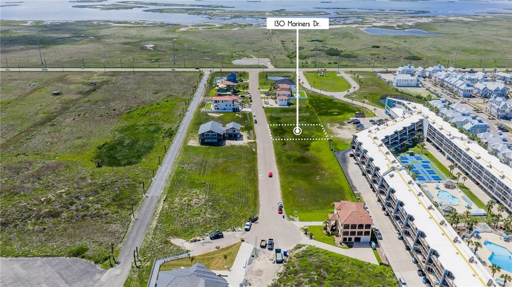 130 Mariners Dr, Port Aransas, TX 78373 — photo 4
