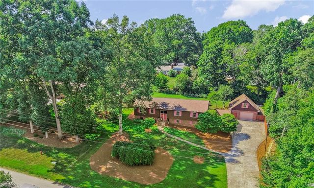 4125 Rock Hill Road, Pfafftown, NC 27040