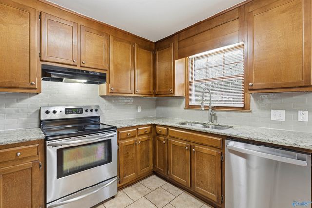 121 Grayson Avenue, Madison, AL 35758