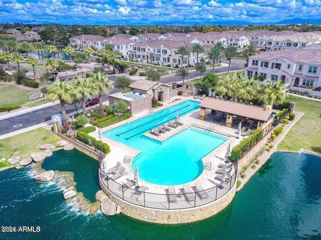 4077 S SABRINA Drive 137, Chandler, AZ 85248