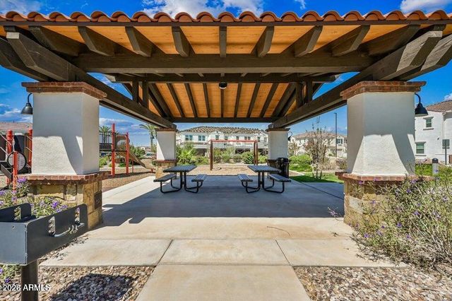 4077 S SABRINA Drive 137, Chandler, AZ 85248