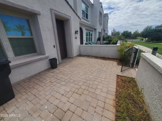 4077 S SABRINA Drive 137, Chandler, AZ 85248