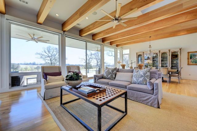 770 Blackberry Lane, Washington, TX 77880