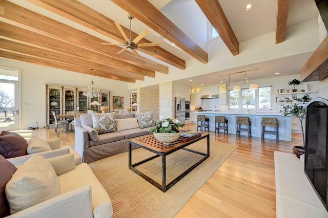 770 Blackberry Lane, Washington, TX 77880