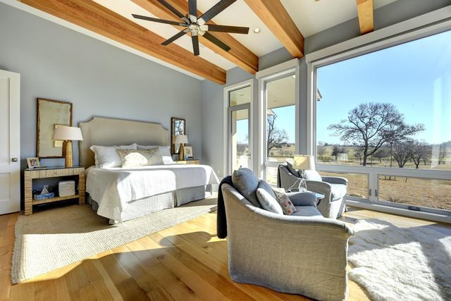 770 Blackberry Lane, Washington, TX 77880