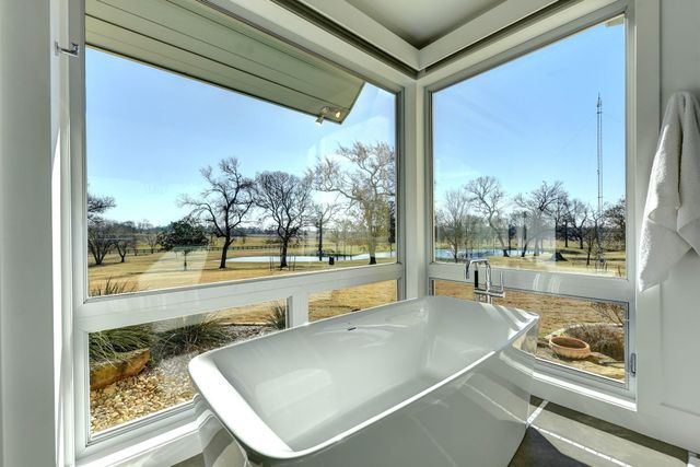 770 Blackberry Lane, Washington, TX 77880