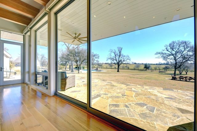 770 Blackberry Lane, Washington, TX 77880