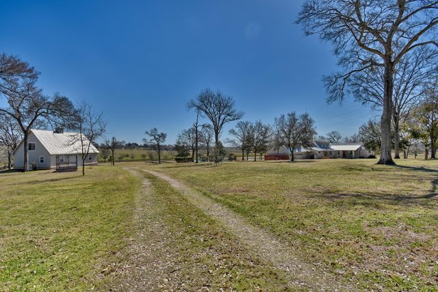 770 Blackberry Lane, Washington, TX 77880