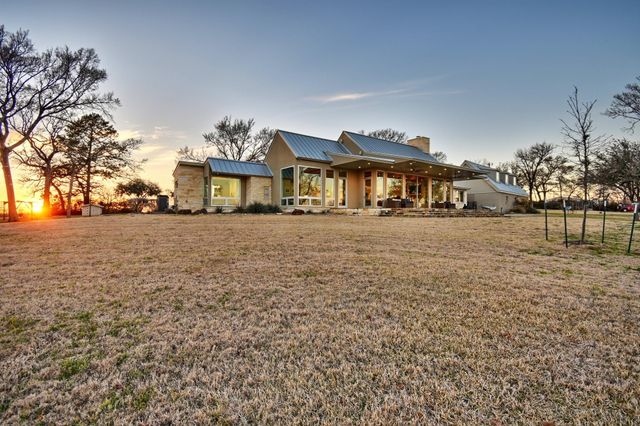 770 Blackberry Lane, Washington, TX 77880