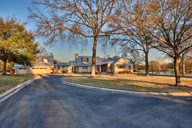 770 Blackberry Lane, Washington, TX 77880