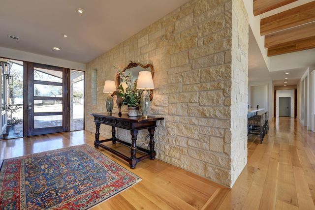 770 Blackberry Lane, Washington, TX 77880