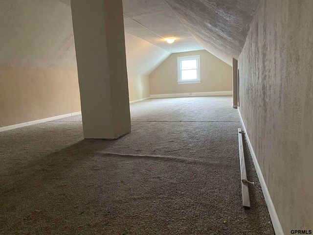 3309 Arbor Street, Omaha, NE 68105