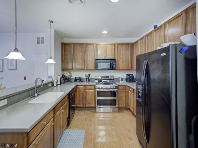 8217 Sanctuary Blvd, Riverdale Boro, NJ 07457