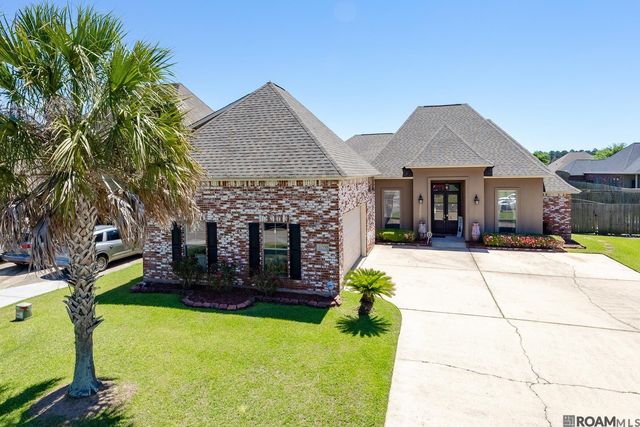 11370 Meadow View Dr, Denham Springs, LA 70726