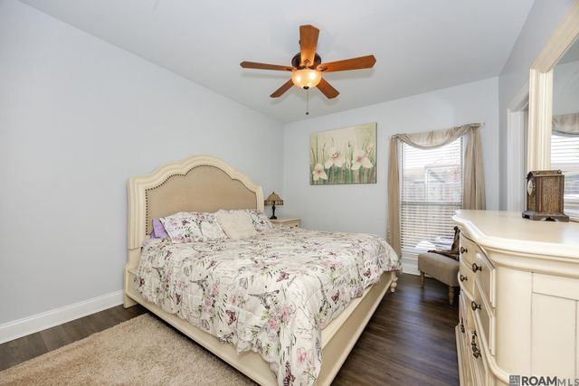 11370 Meadow View Dr, Denham Springs, LA 70726