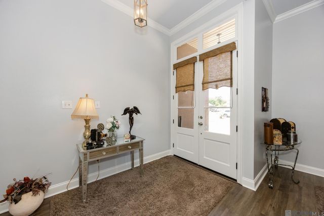 11370 Meadow View Dr, Denham Springs, LA 70726