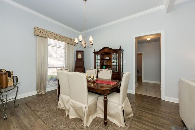 11370 Meadow View Dr, Denham Springs, LA 70726