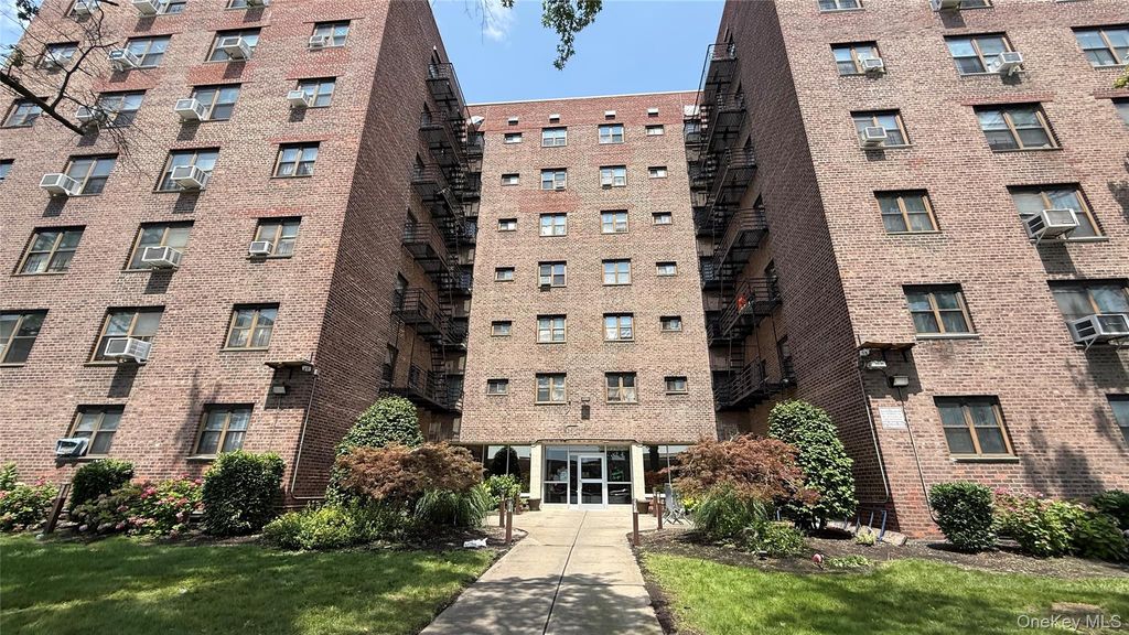 204-15 Foothill Ave. #B56, Hollis, NY 11423 — exterior