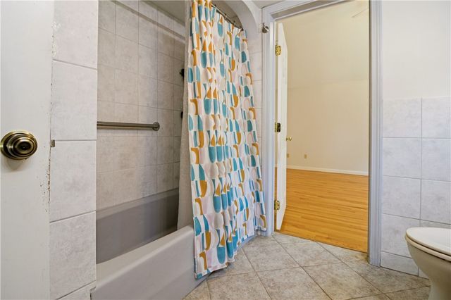1861 East Main Road, Portsmouth, RI 02871