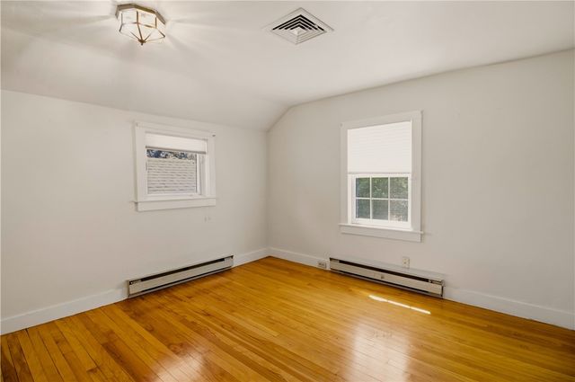 1861 East Main Road, Portsmouth, RI 02871