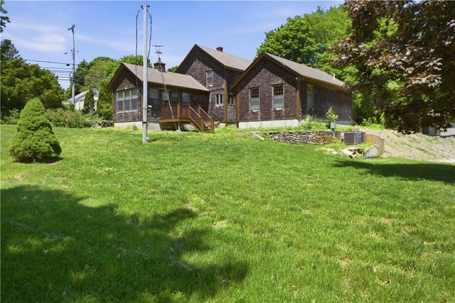 1861 East Main Road, Portsmouth, RI 02871