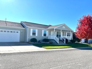 1320 Westwind Lane, Fremont, MI 49412