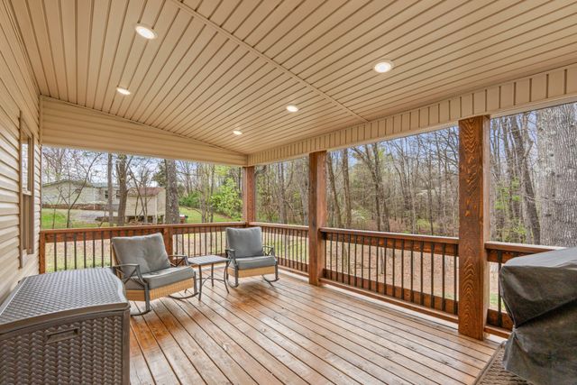 103 Pigeon Hollow Rd, Dickson, TN 37055