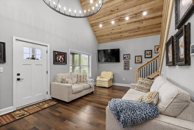 103 Pigeon Hollow Rd, Dickson, TN 37055