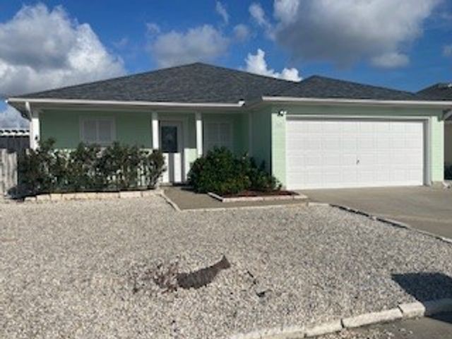 762 S Bay St, Aransas Pass, TX 78336
