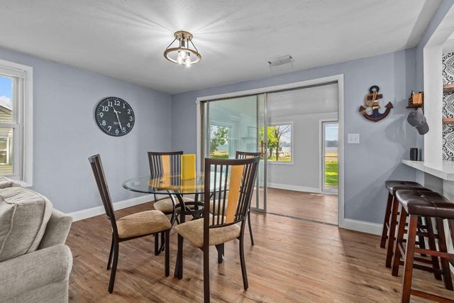 1583 BUTTE DES MORTS BEACH ROAD, Neenah, WI 54956