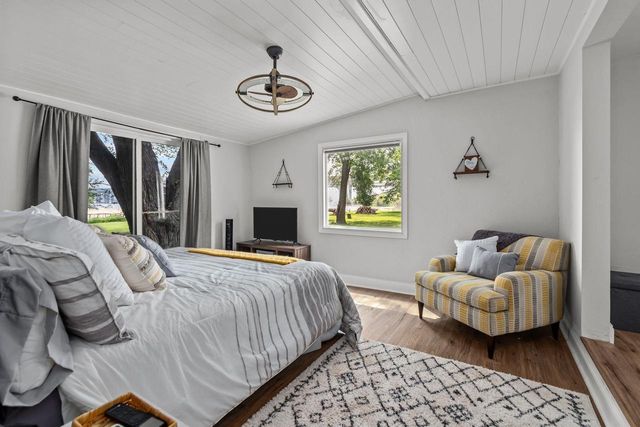 1583 BUTTE DES MORTS BEACH ROAD, Neenah, WI 54956