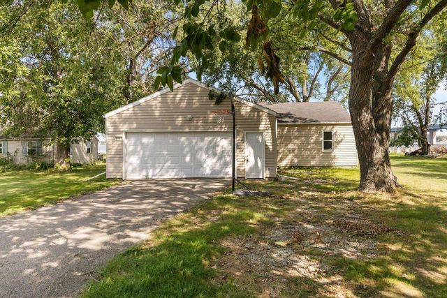 1583 BUTTE DES MORTS BEACH ROAD, Neenah, WI 54956