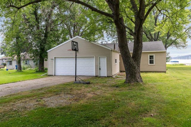 1583 BUTTE DES MORTS BEACH ROAD, Neenah, WI 54956