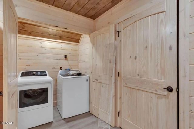 1802 Stone Wood Way, Pigeon Forge, TN 37862