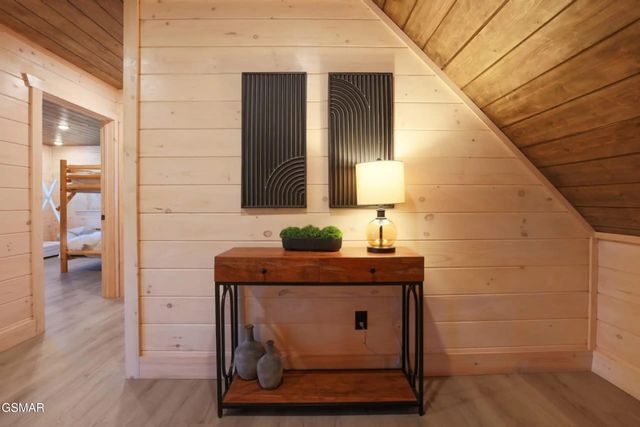 1802 Stone Wood Way, Pigeon Forge, TN 37862