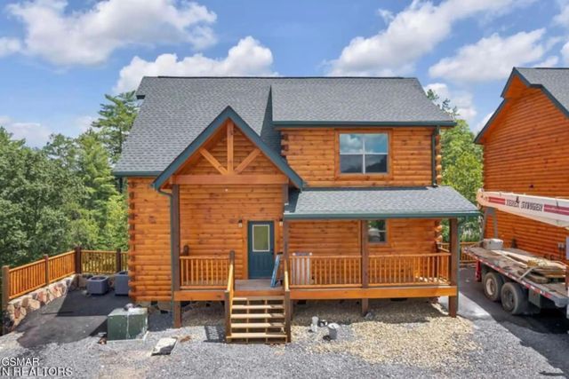 1802 Stone Wood Way, Pigeon Forge, TN 37862